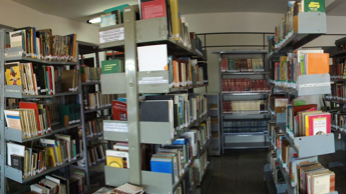 Biblioteca Pública Municipal Governador Jorge Lacerda